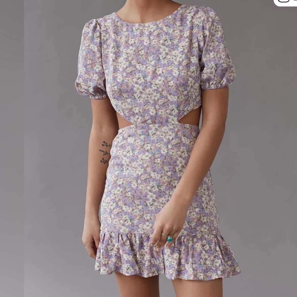 NWT Kiss the Sky purple floral bow tie back dress
